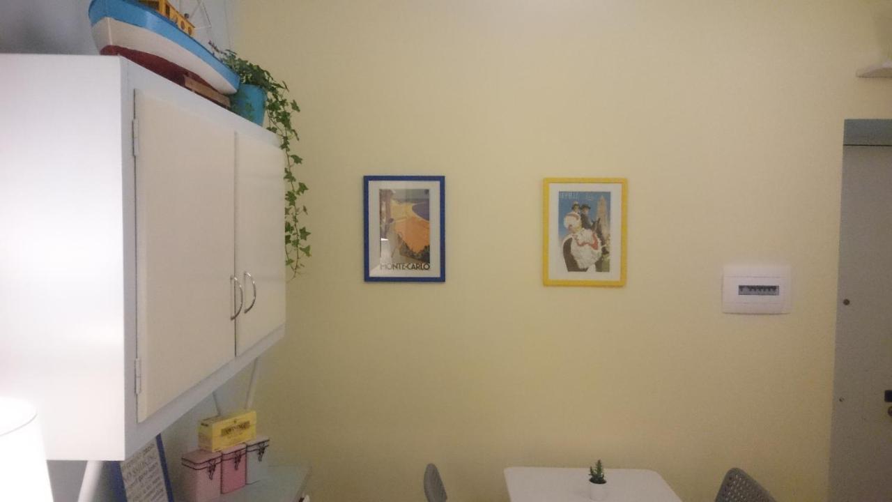 نابولي Viky'S Home B&B المظهر الخارجي الصورة